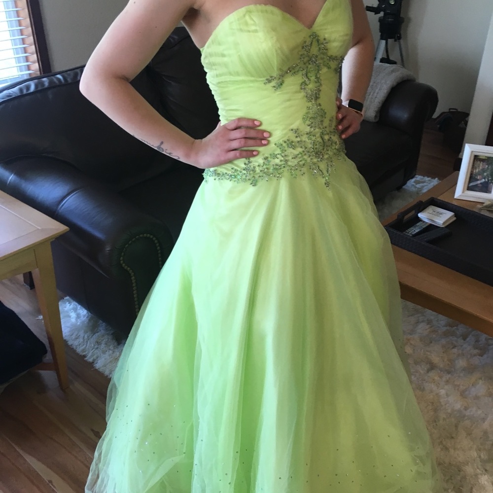 Prom dress